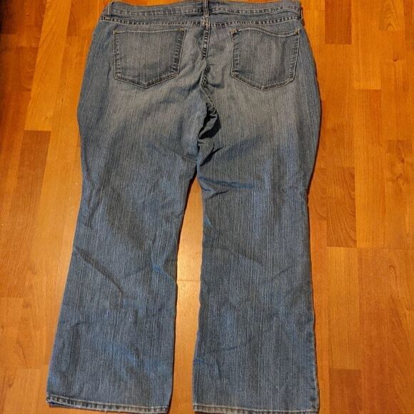 18S 18 short Old Navy women's denim jeans Flirt style comfy - Picture 4 of 9